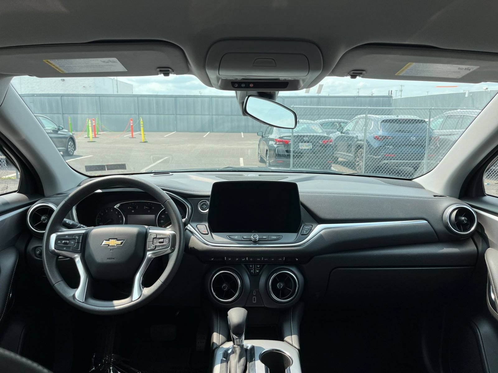 Used 2025 Chevrolet Blazer LT FWD image 33