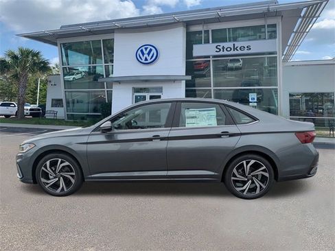 New 2026 Volkswagen Jetta SEL image 7