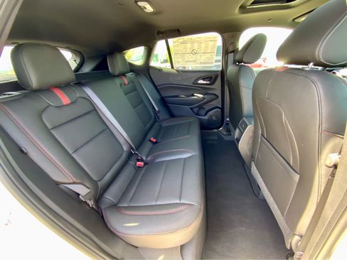New 2026 Chevrolet Trax RS w/ Sunroof Package FWD image 21