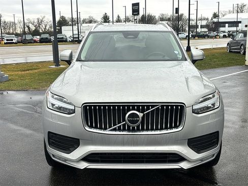 Certified 2023 Volvo XC90 B6 Core w/ Climate Package image 5