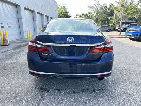 Used 2016 Honda Accord LX image 5