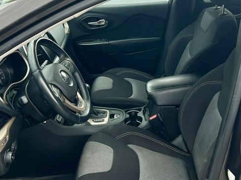 Used 2014 Jeep Cherokee Latitude w/ Trailer Tow Group image 7