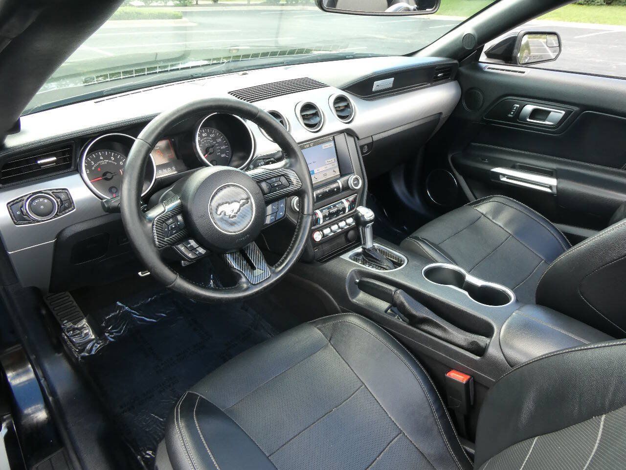 Used 2019 Ford Mustang Premium RWD image 17