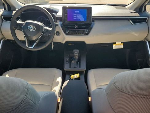 New 2026 Toyota Corolla Cross LE image 15