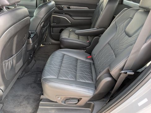 Used 2024 Kia Telluride SX Prestige X-Pro AWD/4WD image 31