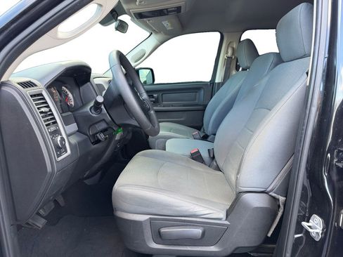 Used 2018 RAM 1500 Express w/ Express Value Package RWD image 7