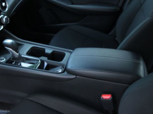 Used 2025 Nissan Sentra S image 22