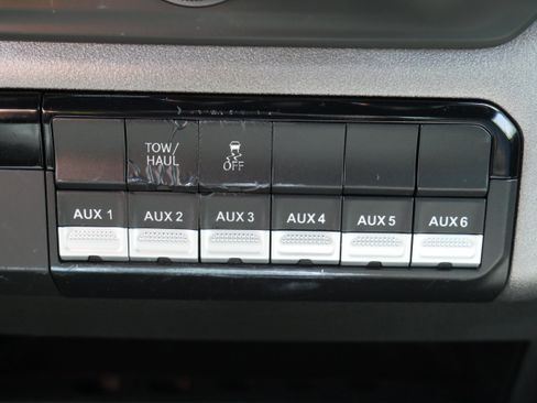 Used 2022 RAM 2500 Tradesman AWD/4WD image 21