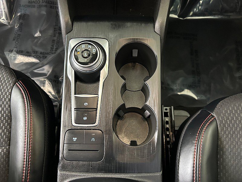 Used 2025 Ford Escape ST-Line AWD/4WD image 19