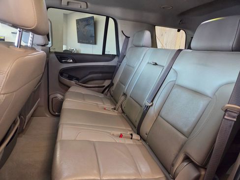 Used 2019 Chevrolet Tahoe LT w/ Luxury Package image 42