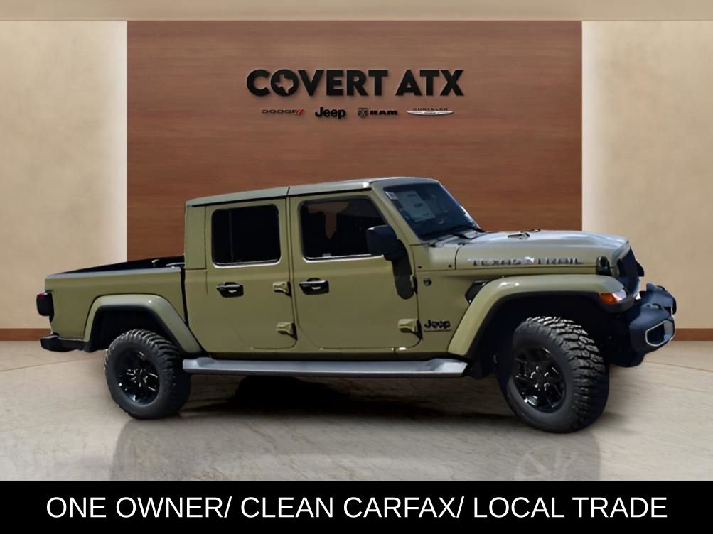 Used 2025 Jeep Gladiator Sport AWD/4WD image 6
