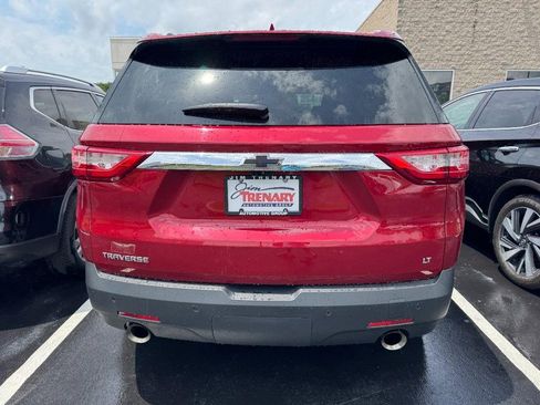 Used 2018 Chevrolet Traverse LT FWD image 4