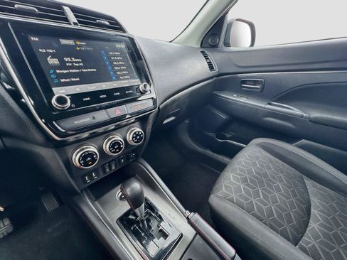 Used 2024 Mitsubishi Outlander Sport AWD image 15