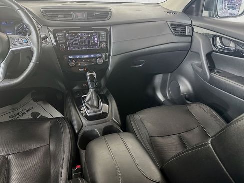 Used 2019 Nissan Rogue SL image 27