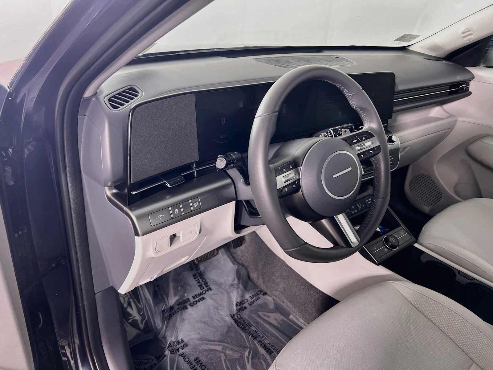 Certified 2024 Hyundai Kona SEL w/ Convenience Package AWD/4WD image 9