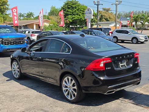 Used 2018 Volvo S60 T5 Inscription FWD image 4