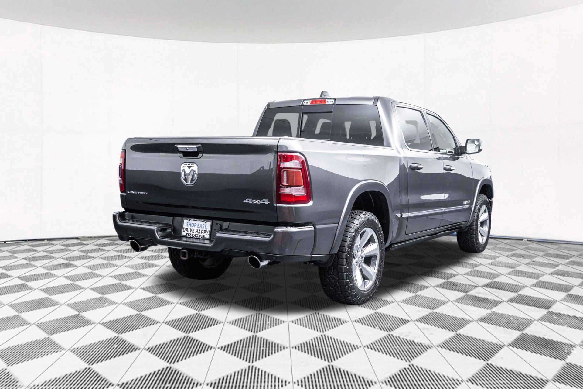Used 2022 RAM 1500 Limited w/ Body Color Bumper Group AWD/4WD image 12