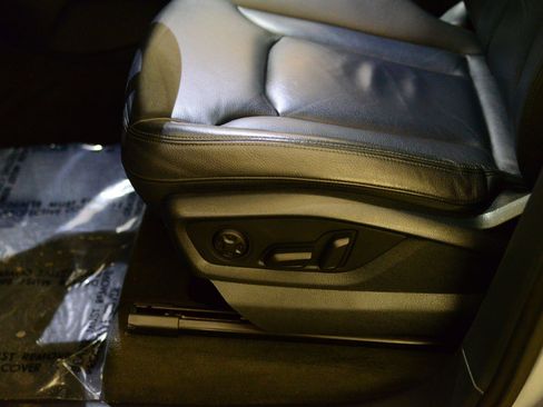 Used 2019 Audi Q7 2.0T Premium w/ Convenience Package image 24