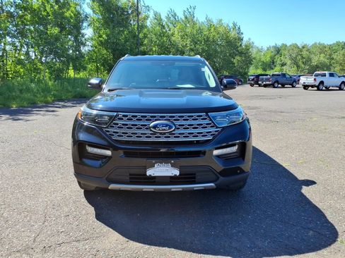 Used 2022 Ford Explorer Limited w/ Limited Technology Package AWD/4WD image 8