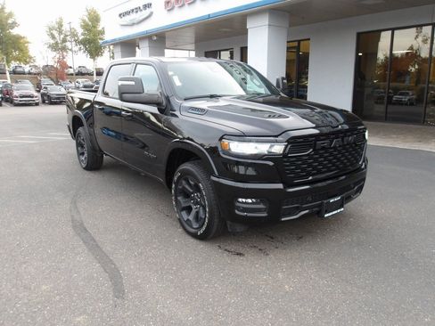 Used 2025 RAM 1500 Big Horn image 2
