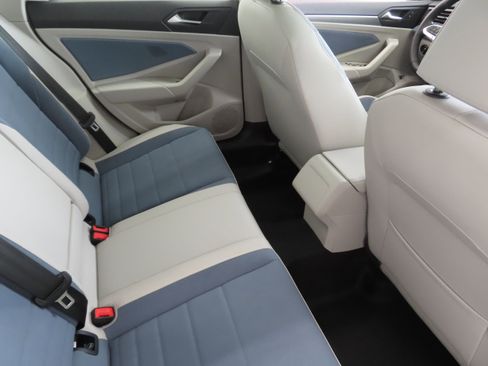 New 2025 Volkswagen Jetta SE image 25