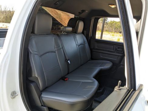 Used 2024 RAM 2500 Tradesman w/ Chrome Appearance Group image 38