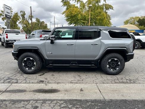 New 2025 GMC Hummer EV 2X w/ Extreme Off-Road Package image 2