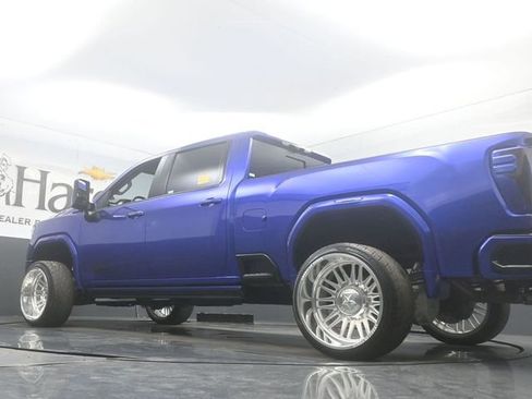 Used 2025 GMC Sierra 2500 Denali w/ Denali Reserve Package AWD/4WD image 5