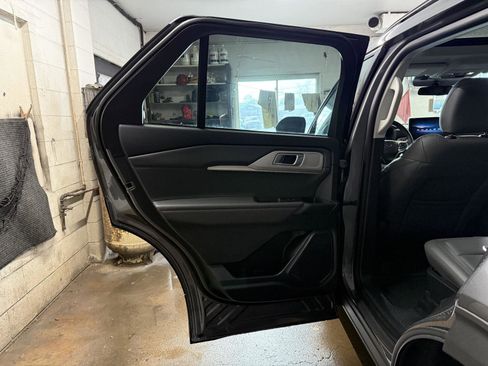 New 2026 Ford Explorer Active w/ Active Comfort Package AWD/4WD image 16