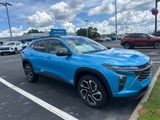 New 2025 Chevrolet Trax RS image 3