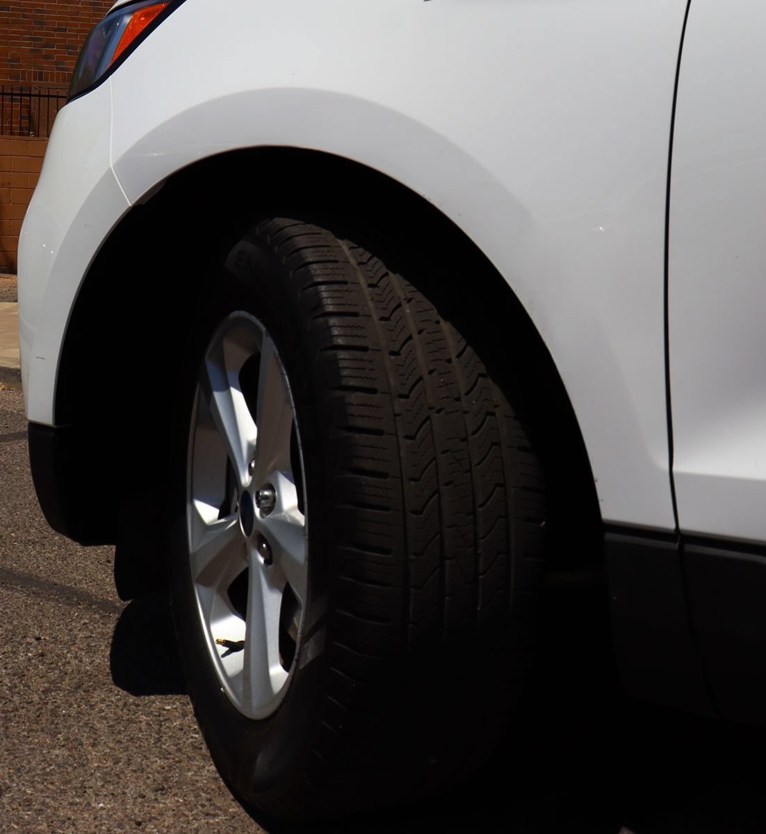 Used 2021 Ford Edge SE FWD image 6