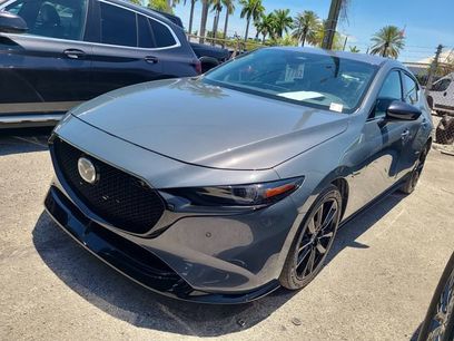 Used 2024 MAZDA MAZDA3 Hatchback w/Premium Plus Pkg