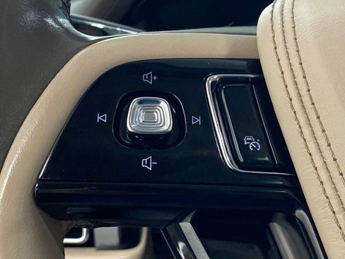 Certified 2023 Lincoln Aviator Reserve w/ Equipment Group 201A image 22