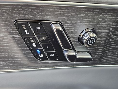 New 2026 Cadillac Lyriq V w/ Exterior Carbon Fiber Package AWD/4WD image 20