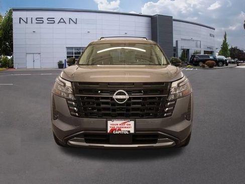 New 2026 Nissan Pathfinder Platinum w/ Cargo Package AWD/4WD image 7