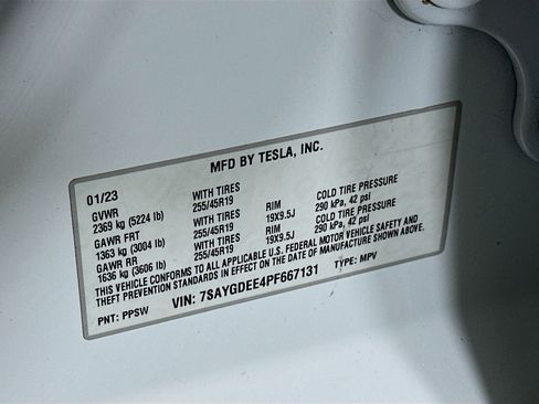 Used 2023 Tesla Model Y Long Range image 12