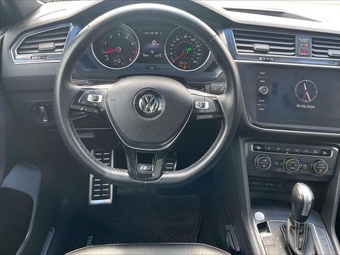 Certified 2021 Volkswagen Tiguan SE R-Line AWD/4WD image 17