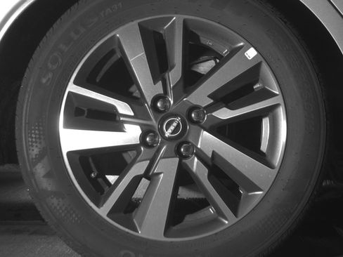 Used 2025 Nissan Versa SV FWD image 15