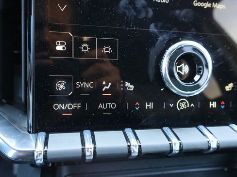 Used 2025 GMC Acadia AT4 w/ LPO, Floor Liner Package AWD/4WD image 13