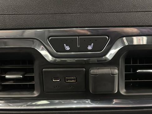 Used 2020 GMC Sierra 1500 AT4 w/ AT4 Premium Package AWD/4WD image 38