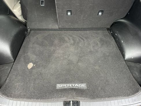 Used 2022 Kia Sportage LX image 15