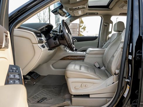 Used 2019 GMC Yukon Denali w/ Open Road Package image 4