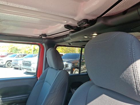 Certified 2021 Jeep Wrangler Unlimited Sport image 24