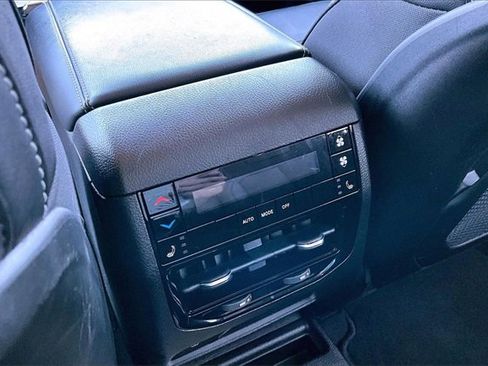 Used 2021 Jeep Grand Cherokee L Limited image 10