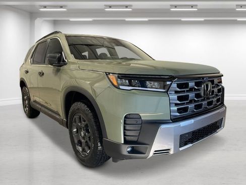 New 2026 Honda Pilot TrailSport image 9