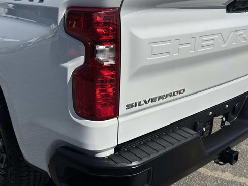Used 2025 Chevrolet Silverado 1500 W/T w/ WT Value Package AWD/4WD image 28