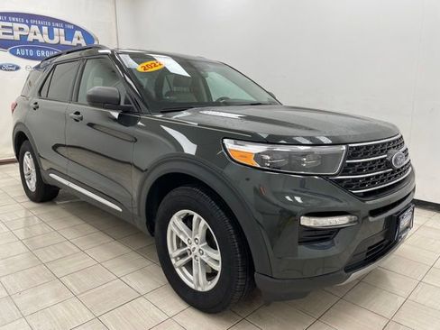 Used 2022 Ford Explorer XLT w/ Equipment Group 202A image 1