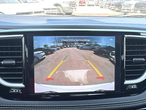 New 2026 Chrysler Pacifica Select image 18