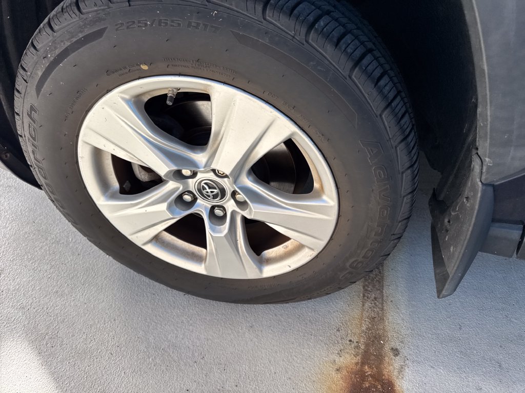 Used 2019 Toyota RAV4 XLE w/ All Weather Liner Package AWD/4WD image 16