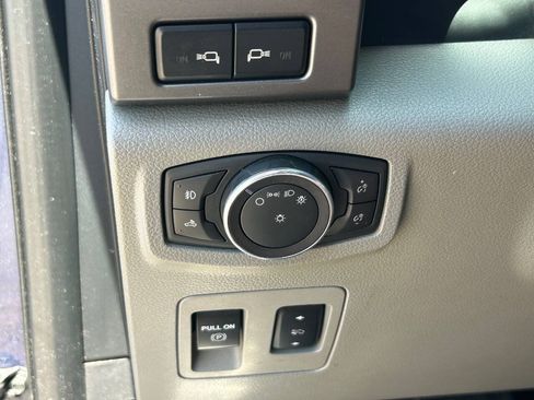 Used 2019 Ford F150 XLT w/ Equipment Group 302A Luxury RWD image 27